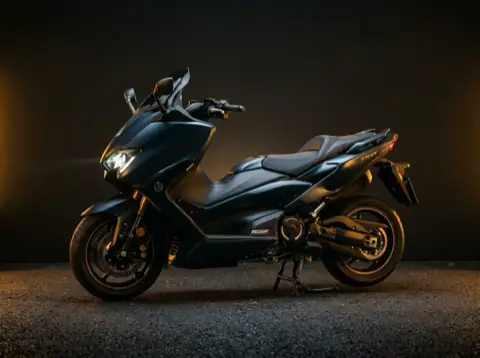 Yamaha TMAX 560 (2025) · Stunt Cross Marrakech